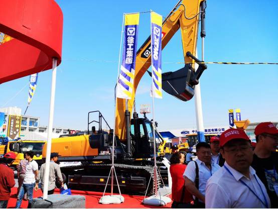 第二屆雄安工程機械展盛大開幕 千機匯聚，智繪未來新城